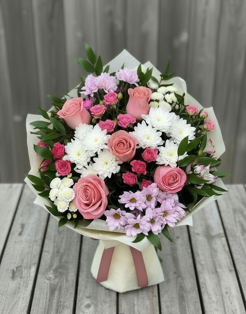 Букет цветов из: Альстромерии, Гвоздики, Розы и Хризантемы в Арске