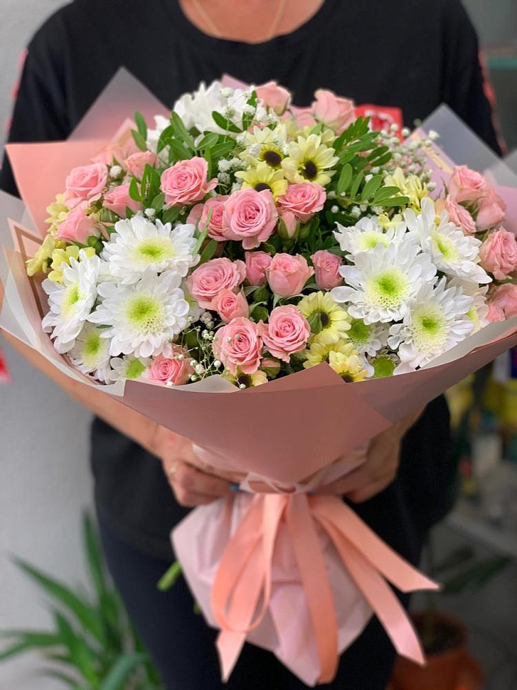 Букет цветов из: Розы и Хризантемы в Арске