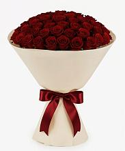 Букет 101 Бордовая роза Блэк Бакарра в Арске