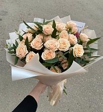 Букет Кремовые розы Латте в Арске