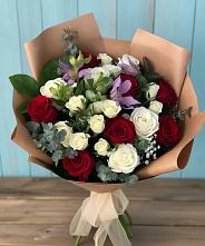 Букет цветов из:  Розы и Альстромерии в Арске