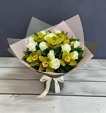 Букет цветов из:  Орхидеи и Розы в Арске