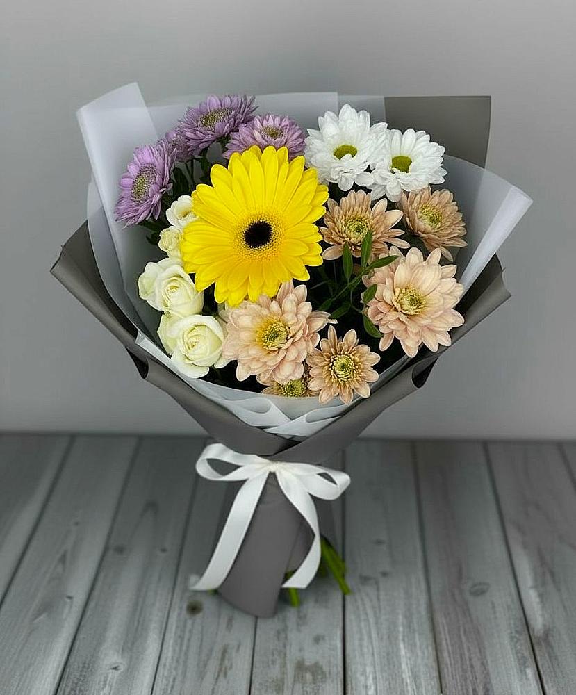 Букет цветов из: Розы, Герберы и Хризантемы в Арске