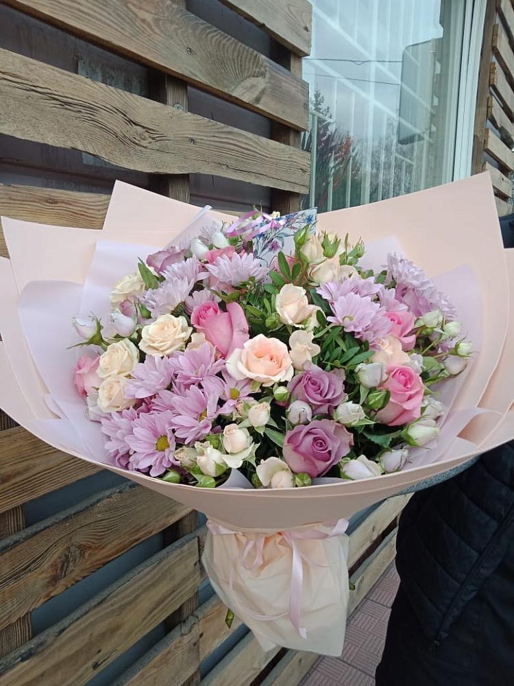 Букет цветов из: Розы и Хризантемы в Арске