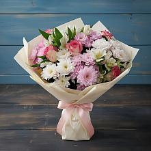 Букет цветов из:  Хризантемы, Альстромерии и Розы в Арске