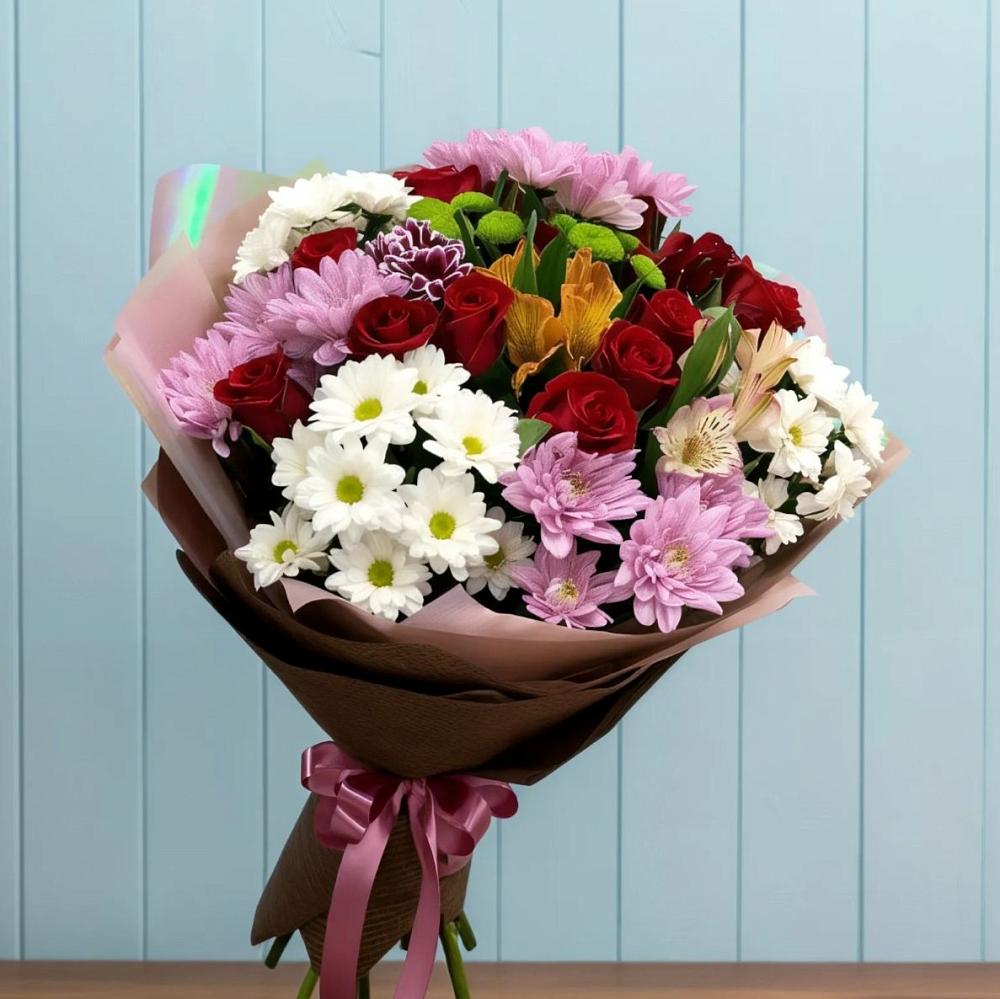 Букет цветов из: Розы, Хризантемы и Альстромерии в Арске