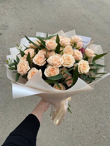 Букет Кремовые розы Латте в Арске