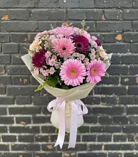 Букет цветов из:  Герберы и Хризантемы в Арске