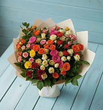 Букет Микс из разноцветных кустовых роз в Арске