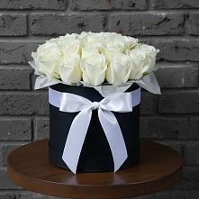 Цветочная композиция из Розы в шляпной коробке в Арске