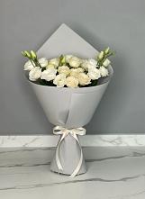 Букет цветов из:  Розы и Лизиантусы в Арске